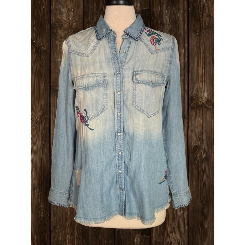 Jachs Girlfriend Denim Shirt‎ Embroidered Lyocell Western Snap Front Sz M Boho